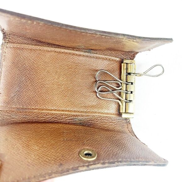 Louis Vuitton Mongram Keys Case Wallet - Picture 5 of 7